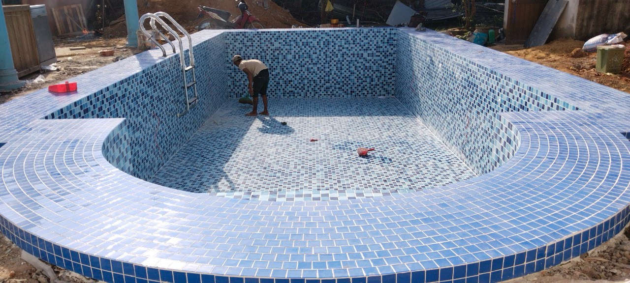 Công ty thiết kế xây dựng bể bơi gia đình uy tín chất lượng