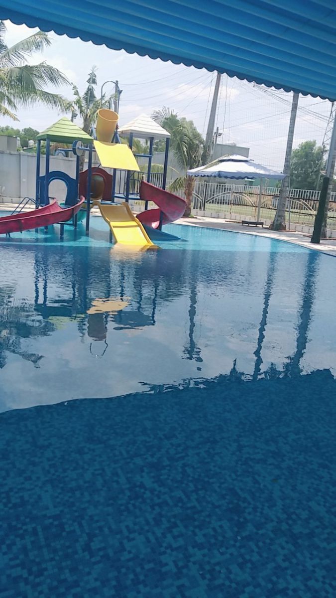 Công ty Phúc Khang chuyên thiết kế xây dựng hồ bơi kèm khu vui chơi cho gia đình chuyên nghiệp